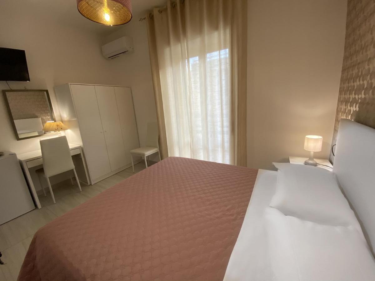 B&B Enjoy Happyness Pompeya Exterior foto